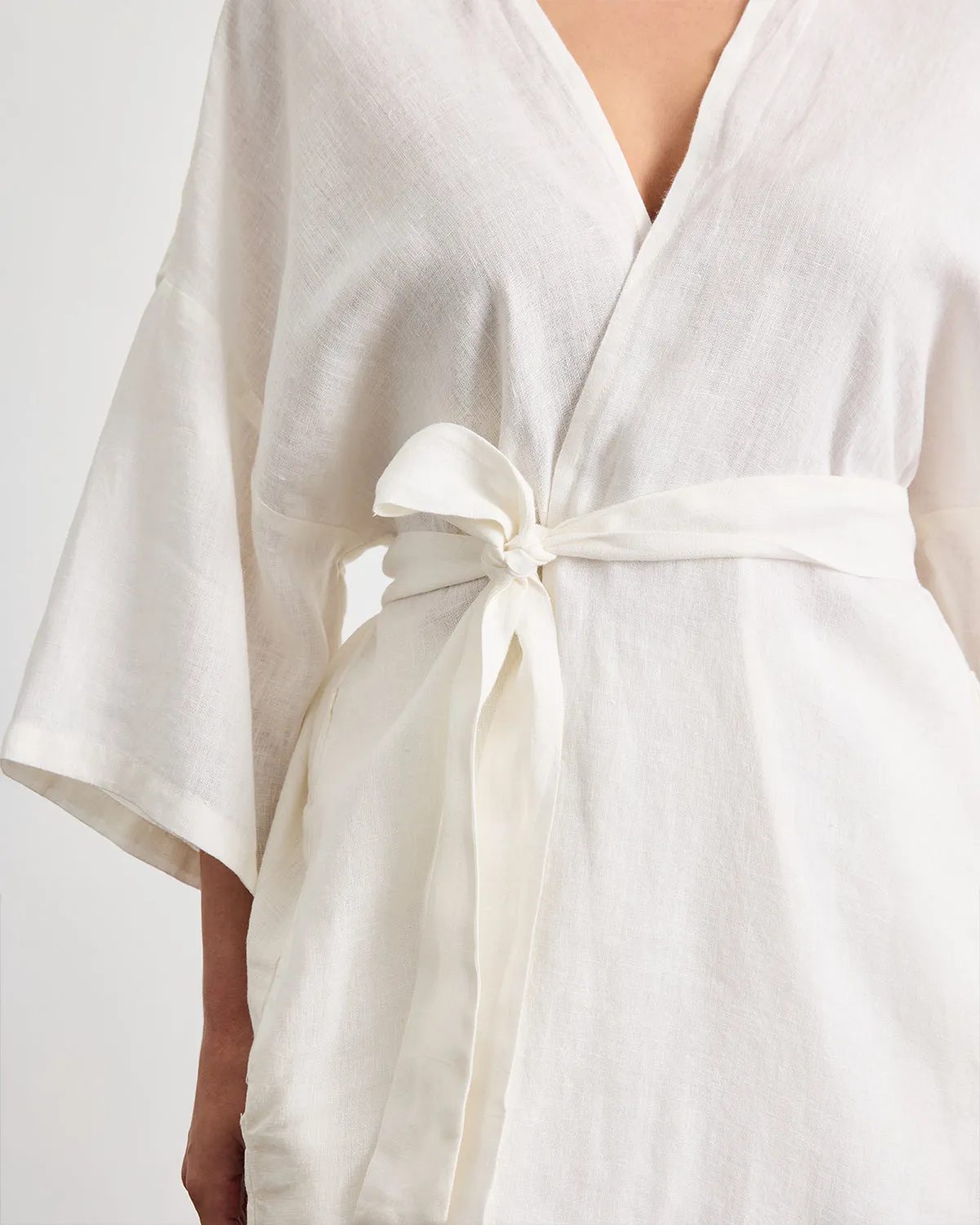 Cabana Short Robe in White