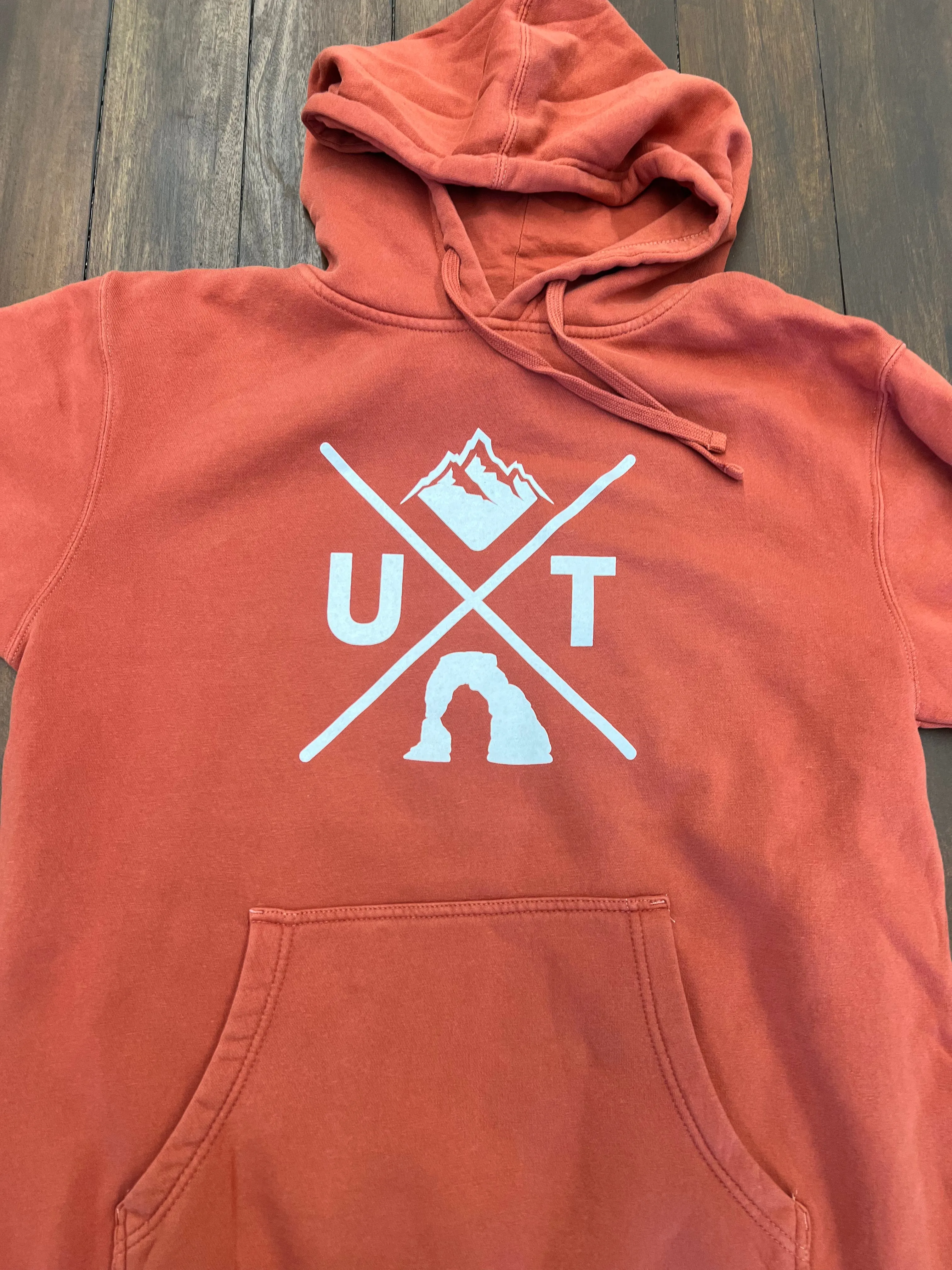 Utah X - Vintage Mountain Blend Hoodie (Red Rock)